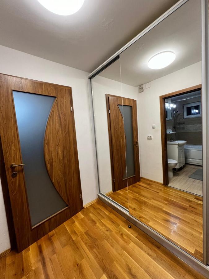 Debo Apartament Лугож Экстерьер фото